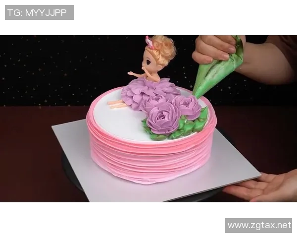 蛋糕艺术之美:探索创意蛋糕的制作技巧与装饰风格 蛋糕艺术之美:探索创意蛋糕的制作技巧与装饰风格