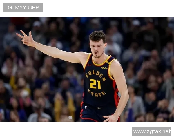 勇士自研武器兑现天赋!波斯特攻守兼备拿捏祖巴茨,稳进轮换了!