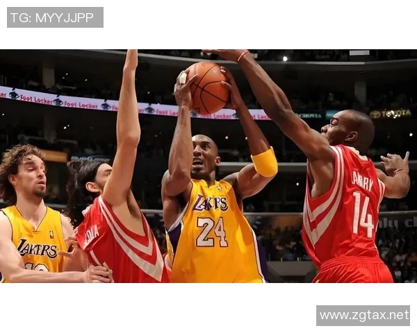 2009年NBA季后赛火箭对湖人第六场激战回顾与精彩瞬间分析